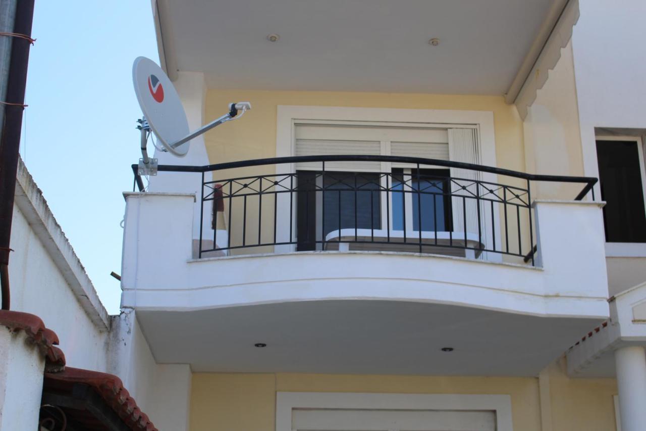 Paralia Ofriniou Gr Sunrise Apartments 3 Εξωτερικό φωτογραφία